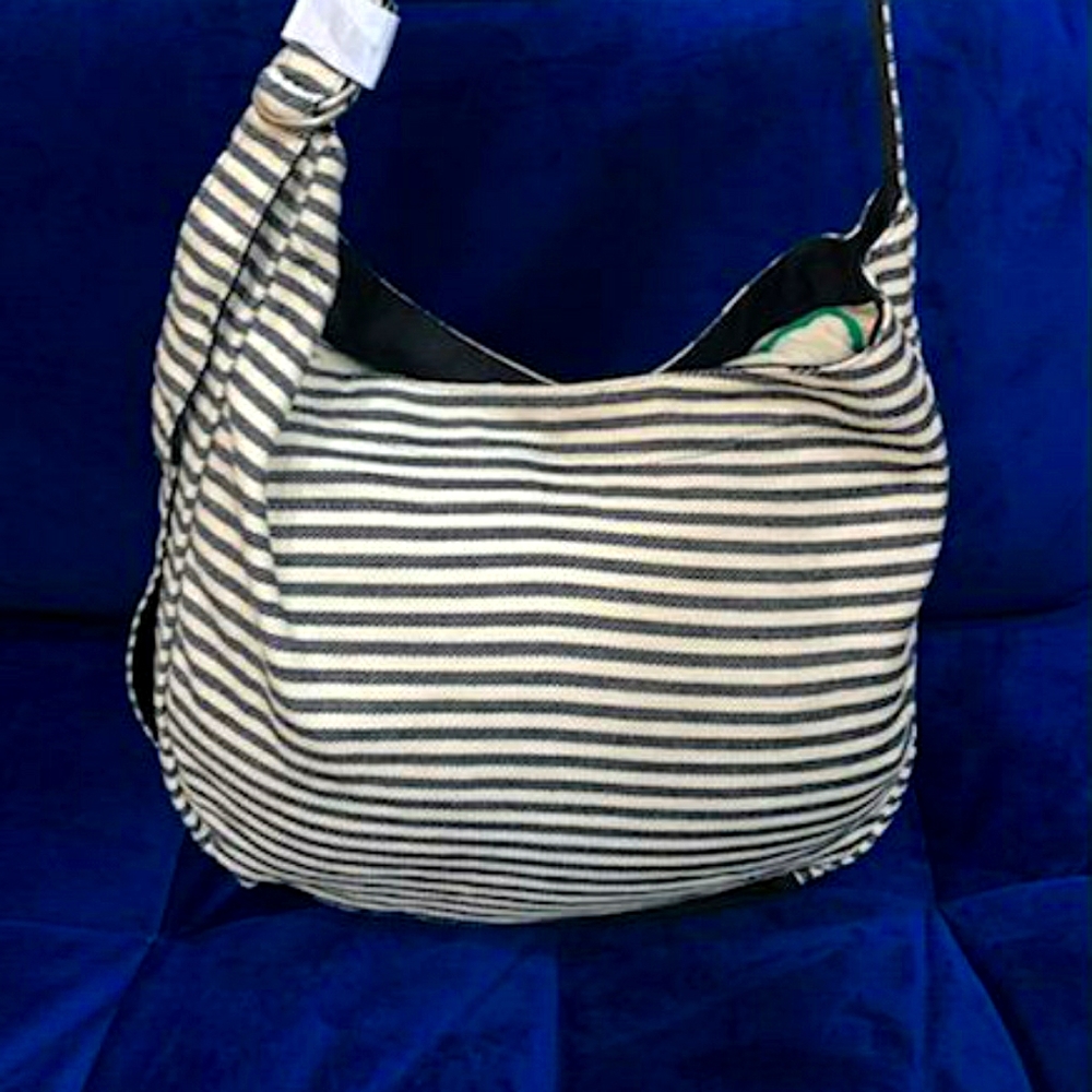 Retro Metro Hobo Crossbody